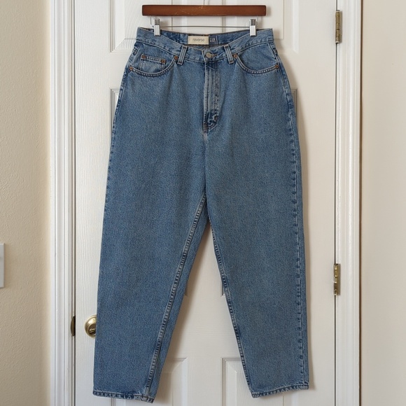GAP Denim - Gap Y2K Vintage Medium Wash High Waisted Reverse Fit Ankle Length Mom Jeans 12